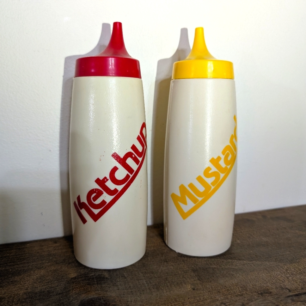 Vintage Retro Ketchup & Mustard Squeeze Bottle Set - Diner Style Farmhouse Decor
